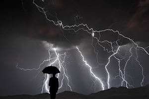 董镇元12月15日：周线大阳破区间，金银短空后多