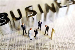 李生论金：黄金按兵不动在等什么？